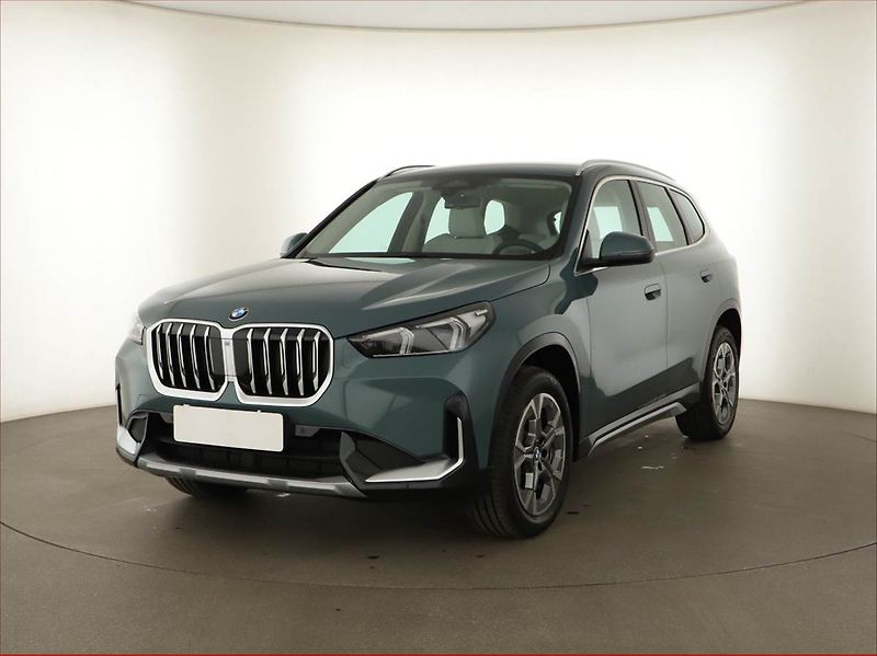 BMW X1 (2026) sDrive18i - fotka 2 z 20