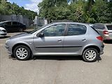 Peugeot 206 1,4 i,ČR - náhled 4