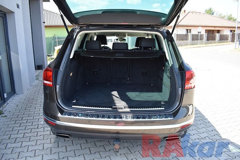 Volkswagen Touareg (2015) 3,0 TDI 4M - 193 kw - fotka 12 z 34
