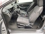 Hyundai i30 (2013) 1.4 CVVT, AC, park.čidla - náhled 9