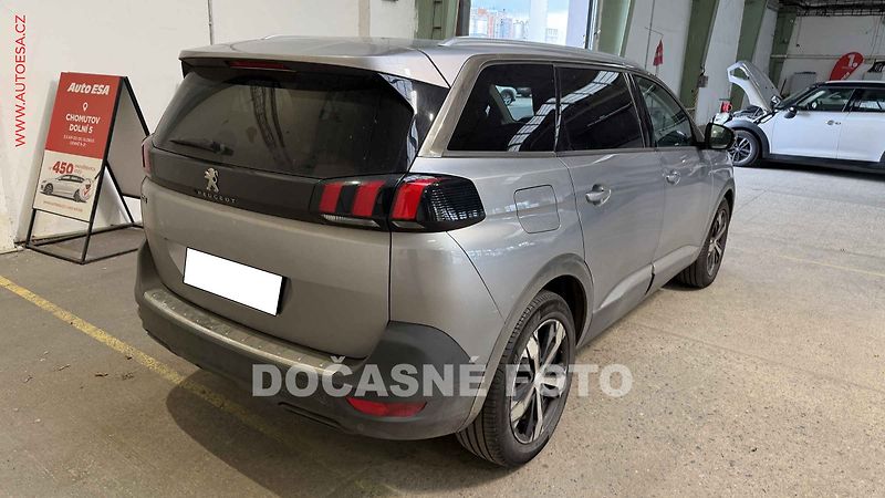 Peugeot 5008 (2020) 1.5HDI, ČR, AT, klima - fotka 2 z 3