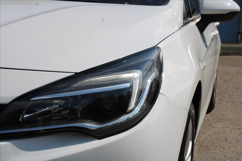 Opel Astra 1,6 CDTi  AUTOMAT,DPH,TAŽNÉ - fotka 26 z 28