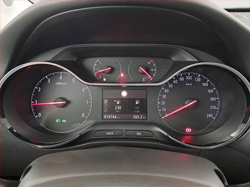 Opel Crossland X (2024) Elegance 1.2 Turbo, Automat - fotka 11 z 19