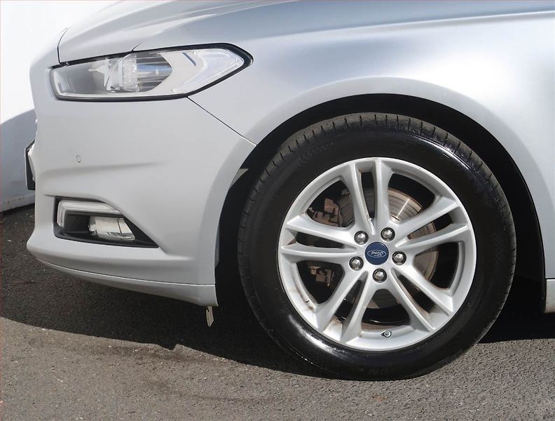 Ford Mondeo (2018) Titanium 2.0 TDCI, 4X4 - fotka 15 z 21