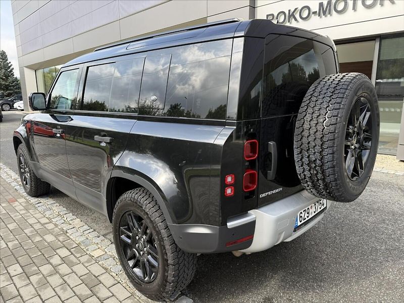 Land Rover Defender 2,0 110 S D200 - fotka 9 z 20