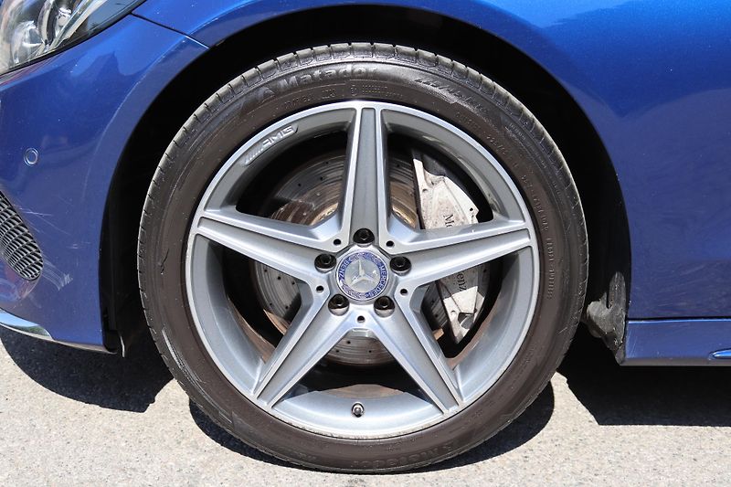 Mercedes-Benz Třídy C C 250 BLUETEC KOMBI AMG 150kW - fotka 18 z 49
