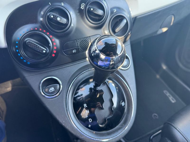 Fiat 500 (2014) 1.4 AUTOMAT.SERVISNÍ KNIHA - fotka 26 z 27