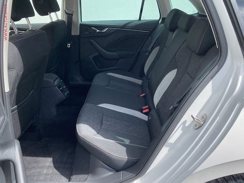 Škoda Scala (2023) 1.0 TSi, 1.maj,ČR, Style - fotka 10 z 19
