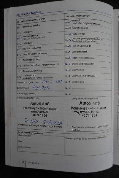 Volkswagen Amarok 2.0 TDi 4X4 AUTOMAT 5 MÍST - fotka 31 z 37