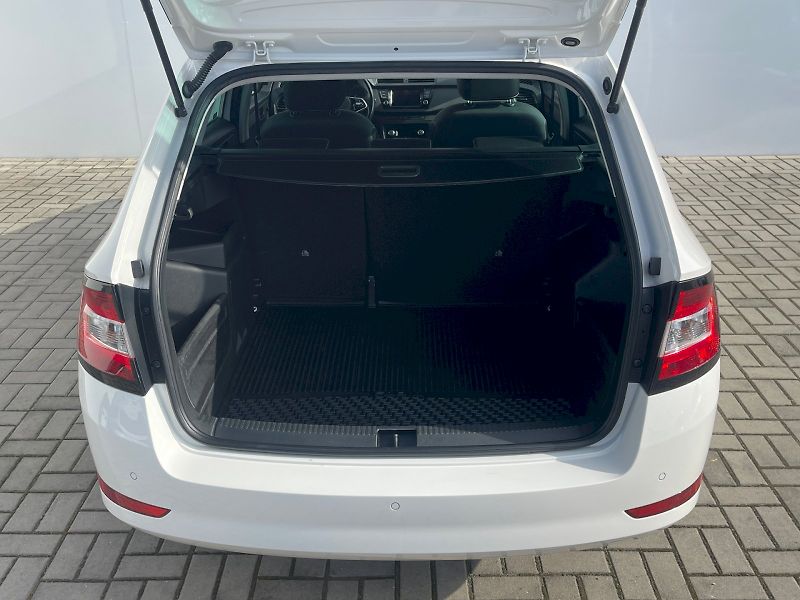 Škoda Fabia (2022) Combi 1,0 TSI / 70 kW Ambition - fotka 11 z 30