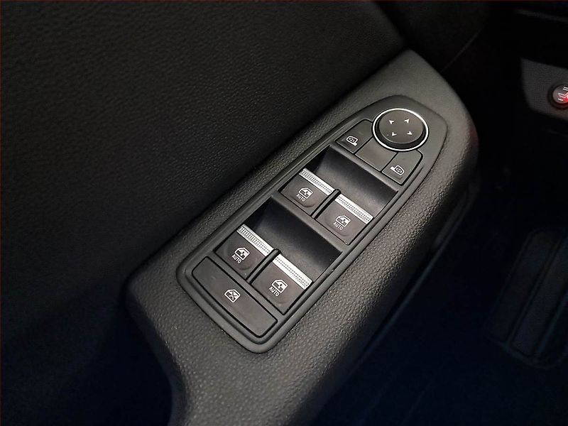 Renault Clio (2021) Zen E-Tech Hybrid, Automat - fotka 16 z 17