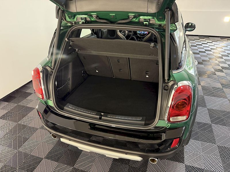 Mini Countryman SD JCW ALL4 Servis TOP - fotka 36 z 42