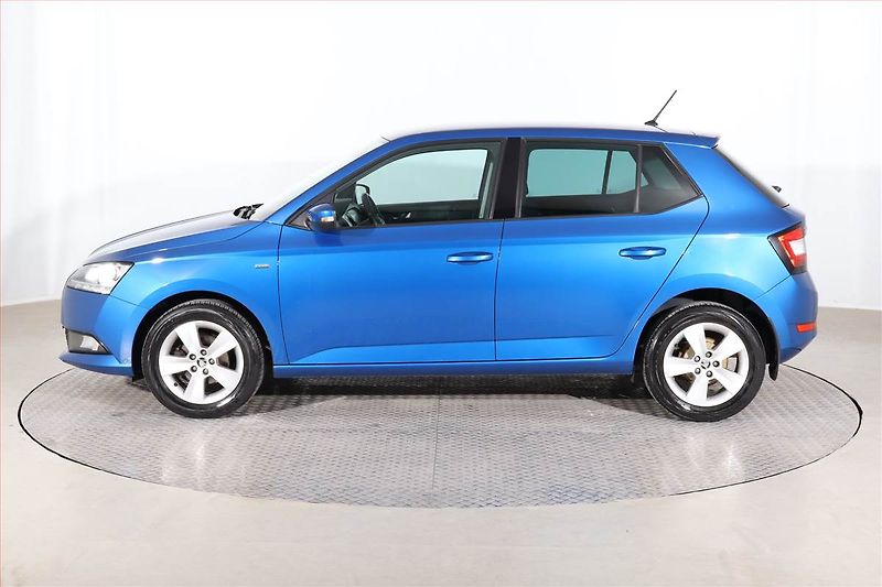 Škoda Fabia (2018) Extra 1.0, Serv.kniha - fotka 3 z 22