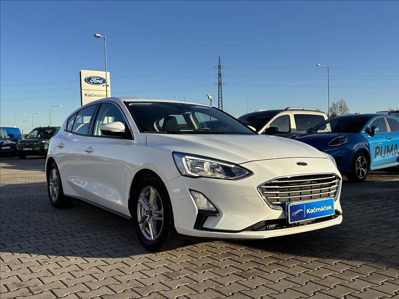 Ford Focus 1,5 Ecoblue 88 kW Titanium DPH - fotka 7 z 31