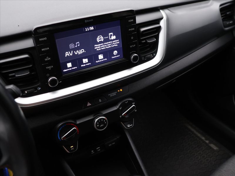 Kia Stonic 1,3 CVVT 61kW CZ Comfort - fotka 21 z 33
