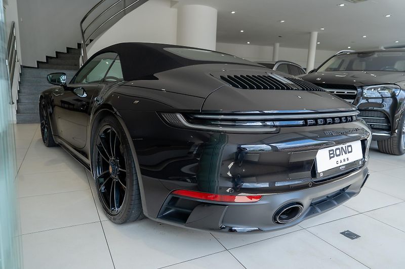 Porsche 911 (2024) Carrera 4 GTS Cabriolet/LIFT - fotka 4 z 20
