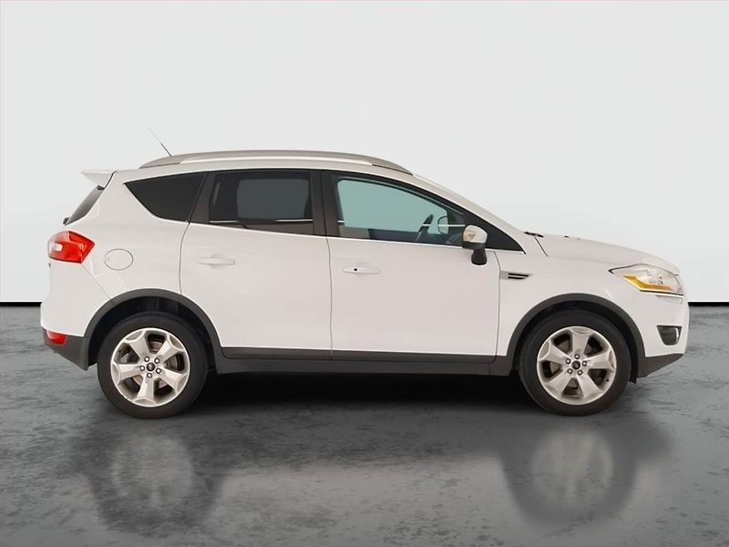 Ford Kuga (2012) Titanium 2.0 TDCi, 4X4 - fotka 6 z 19