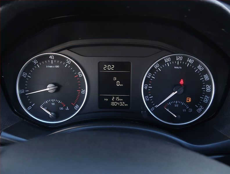 Škoda Octavia (2012) 1.2 TSI, oblíbený vůz - fotka 11 z 13