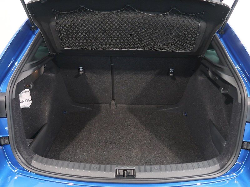 Škoda Scala (2025) MONTE CARLO 1.5TSI 110KW DSG P - fotka 38 z 39