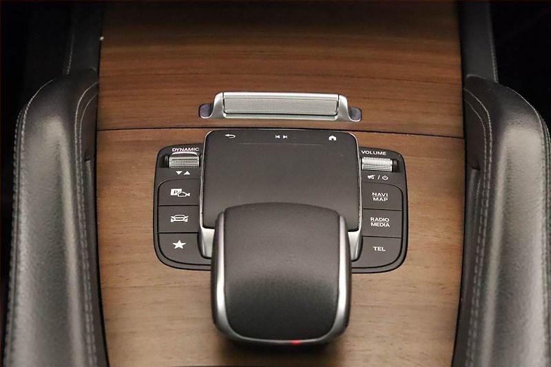 Mercedes-Benz GLE (2022) 350 de - fotka 25 z 31