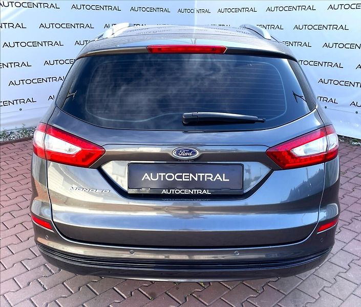 Ford Mondeo 2,0 TDCi,110kW,TITANIUM,serv.k - fotka 5 z 28