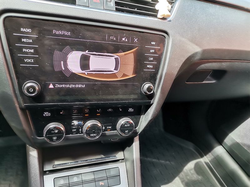 Škoda Octavia (2020) 2.0TDi 110kw DSG LED PDC NAVI - fotka 24 z 33