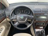 Škoda Octavia (2012) 1.6 TDi, Elegance, +kola - náhled 11