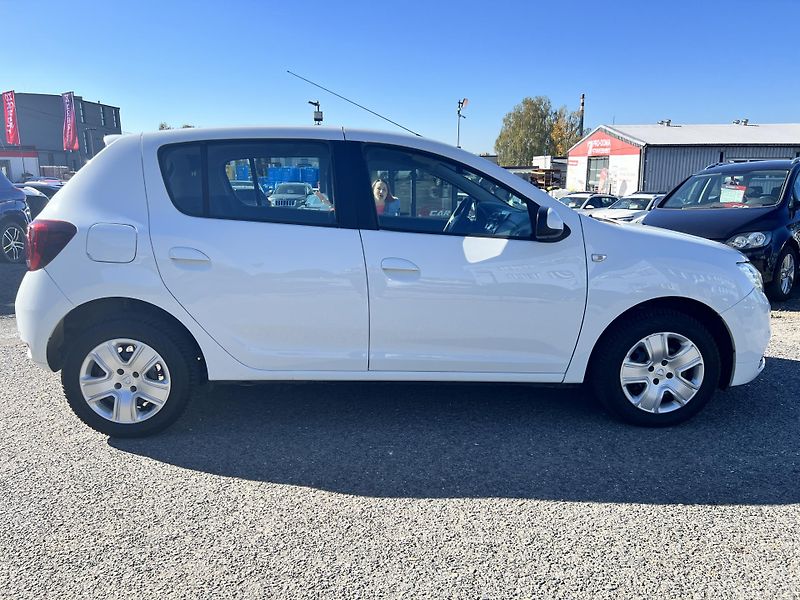 Dacia Sandero 1.0SCe KAMERA PŮVOD ČR 1.MAJ. - fotka 8 z 42