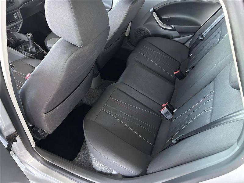 Seat Ibiza 1,4   16V,SERVISKA,KLIMA,TAŽNÉ - fotka 18 z 22