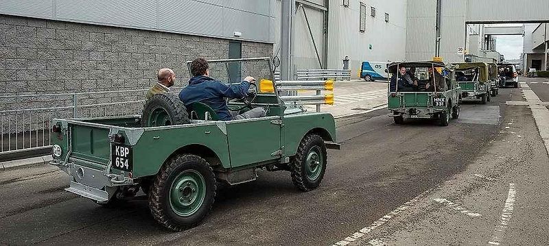 Poslední vyrobený Land Rover Defender.