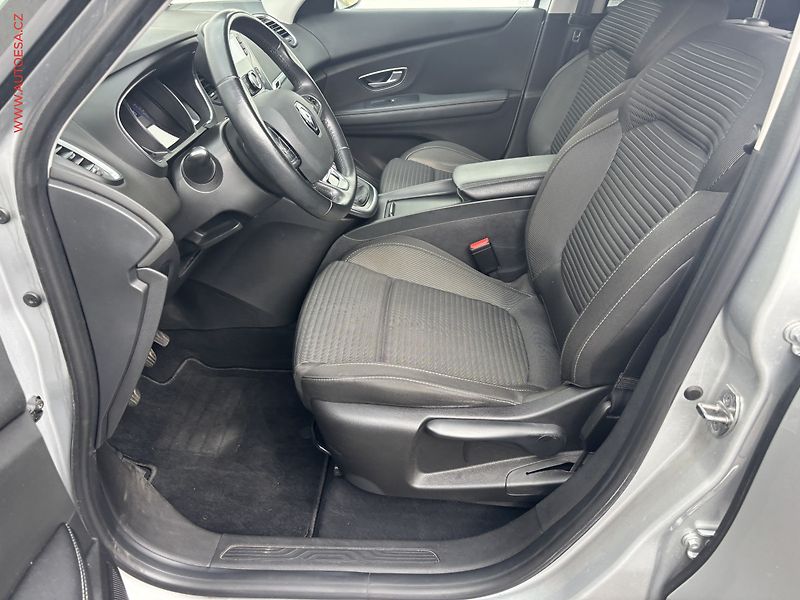 Renault Scénic (2018) 1.3TCe, LED, panorama - fotka 11 z 20