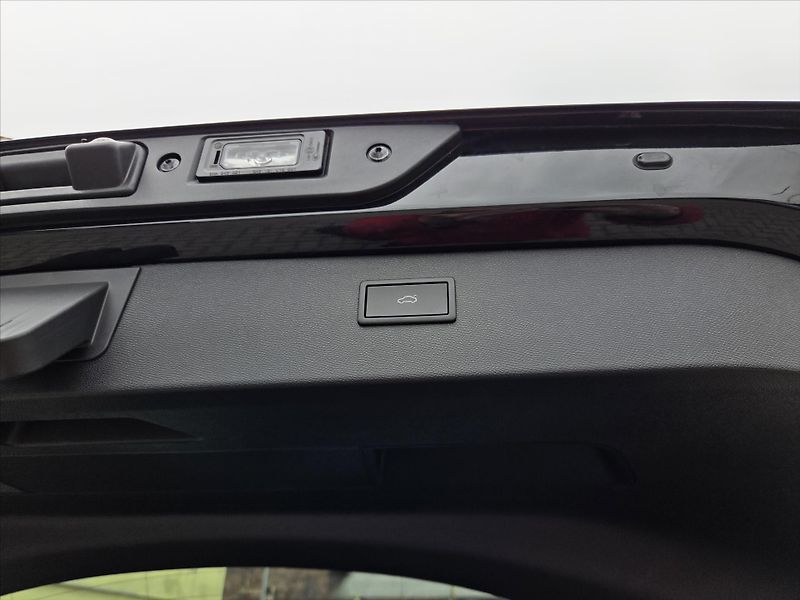 Cupra Formentor 1,5 TSi DSG Matrix Záruka2029 - fotka 12 z 22