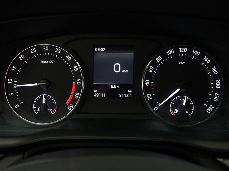 Škoda Octavia 2,0 TDi MT Ambition 49tkm. ČR - fotka 23 z 23