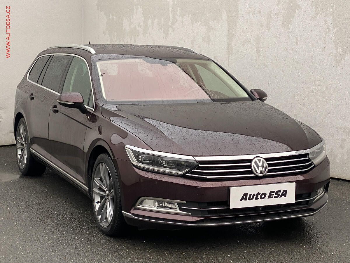 Volkswagen Passat 2.0 TDi, ČR, Highline, LED