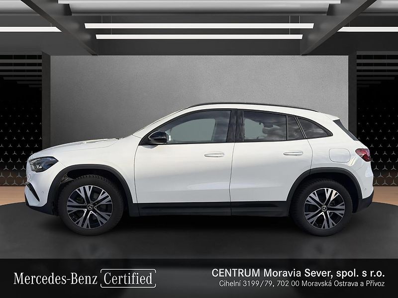 Mercedes-Benz GLA 200d 4MATIC - fotka 2 z 15