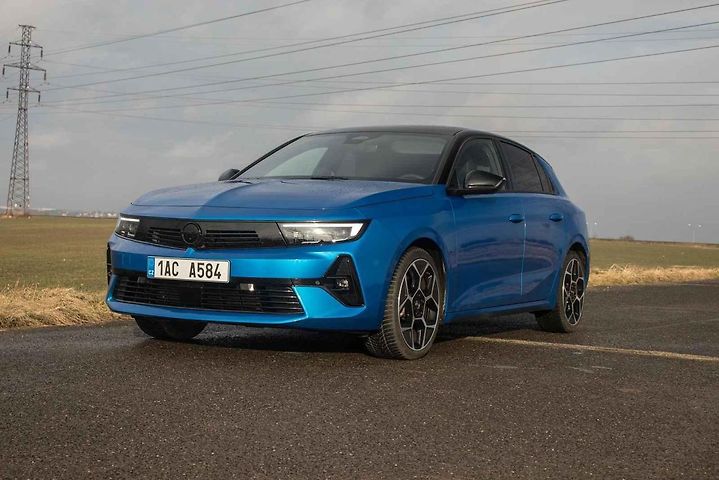 Opel Astra je jedním z posledních naftových hatchbacků na našem trhu.