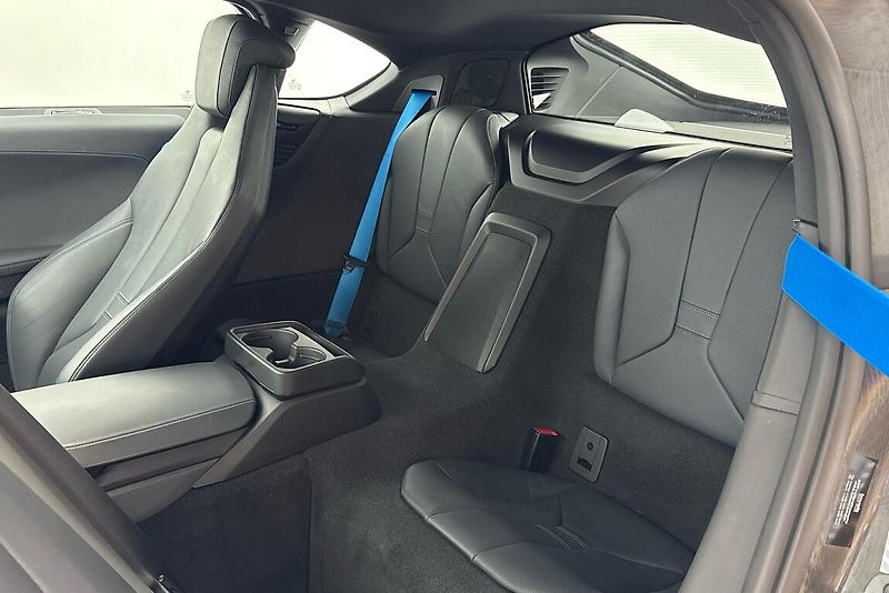 BMW i8 Coupé - fotka 8 z 34