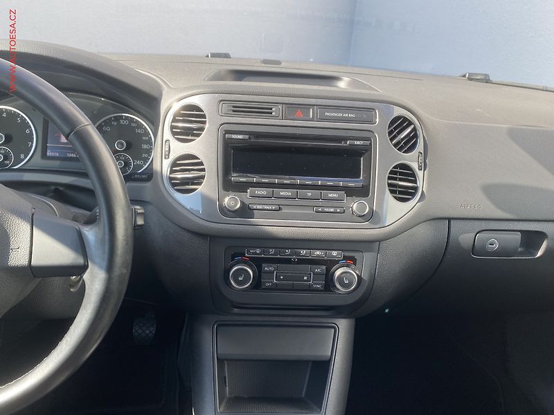 Volkswagen Tiguan (2013) 1.4 TSi, Sport, bixen, +kola - fotka 10 z 17
