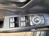 Ford Kuga 2,5 Rezervace! HEV,140kw,ST-li - náhled 38