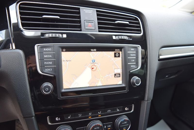 Volkswagen Golf Variant (2016) 1.4TSI 92kw CLBMT XEN NAVI APP - fotka 26 z 51