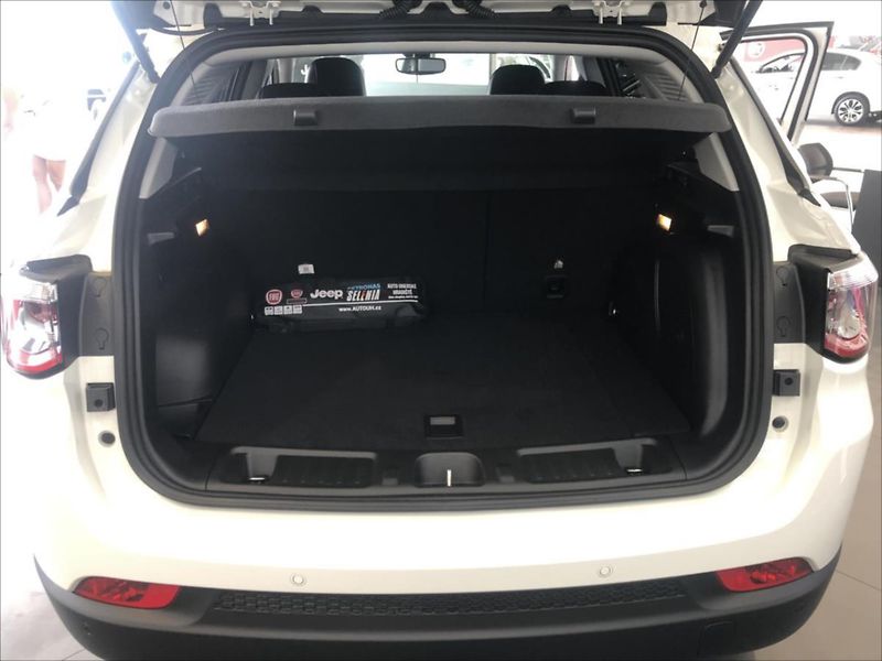 Jeep Compass 1,3 PHEV 190k AT  Limited - fotka 16 z 16