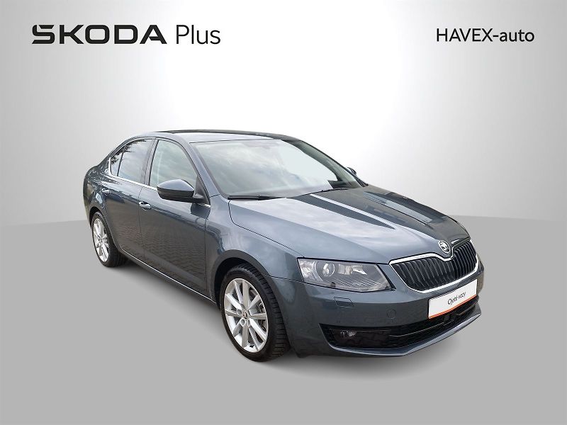 Škoda Octavia (2015) 2.0 TDI Elegance - fotka 27 z 30