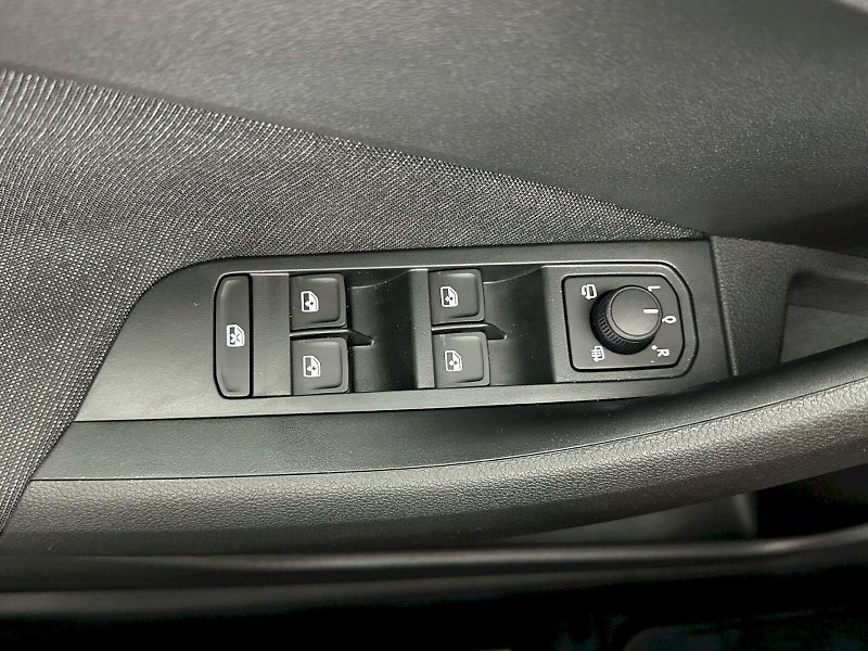 Škoda Scala (2025) 1.0TSI 85kW Top Selection - fotka 27 z 31