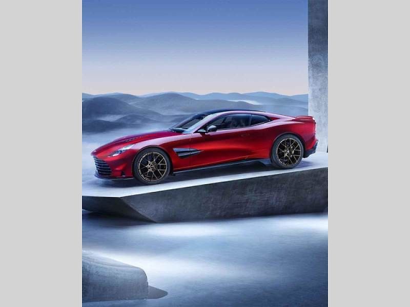 Aston Martin Vanquish