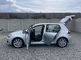 Volkswagen Golf 1.6TDi 105PS  6 HIGHLINE TOP!! - náhled 154