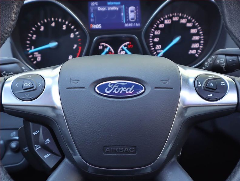 Ford Kuga (2013) Trend 1.6 EcoBoost, 4X4 - fotka 16 z 18