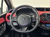 Toyota Yaris Hatchback - náhled 18