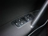 Volkswagen Golf (2016) 1.6 TDI, 4X4, Serv.kniha - náhled 13