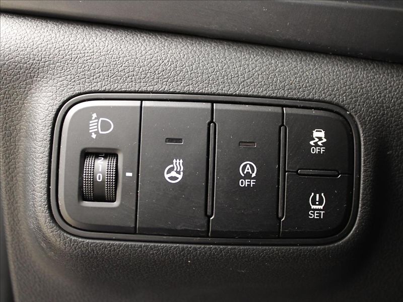 Hyundai Bayon 1,0 74 kW 1.majitel - fotka 15 z 31