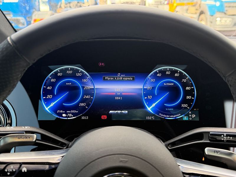 Mercedes-Benz EQE 53 AMG 4MATIC+ - fotka 18 z 38